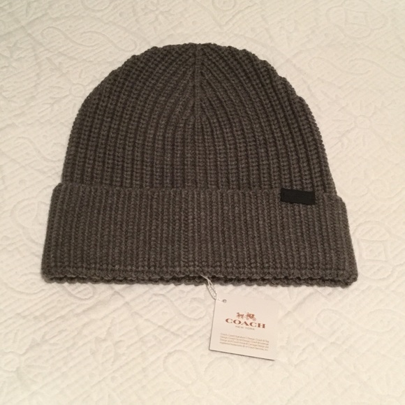 NWT COACH BEANIE - Picture 1 of 2